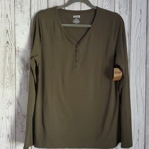 Duluth women's no yank Henley